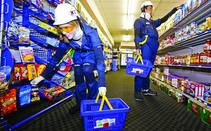 Nỗi cô đơn của người già sau những ngày Tết đoàn viên - Ảnh 2.