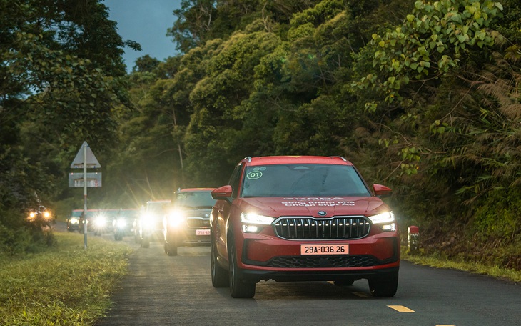 Từ núi xuống biển, đoàn xe Skoda băng qua 300km đường đèo núi, mưa lớn, lầy lội  - Ảnh 36.