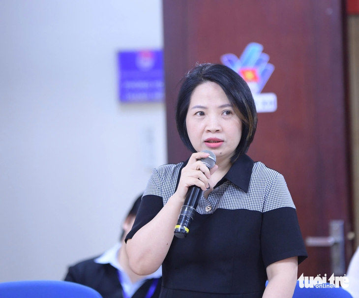 Nằm liệt giường vẫn livetream bán hàng online - Ảnh 2.