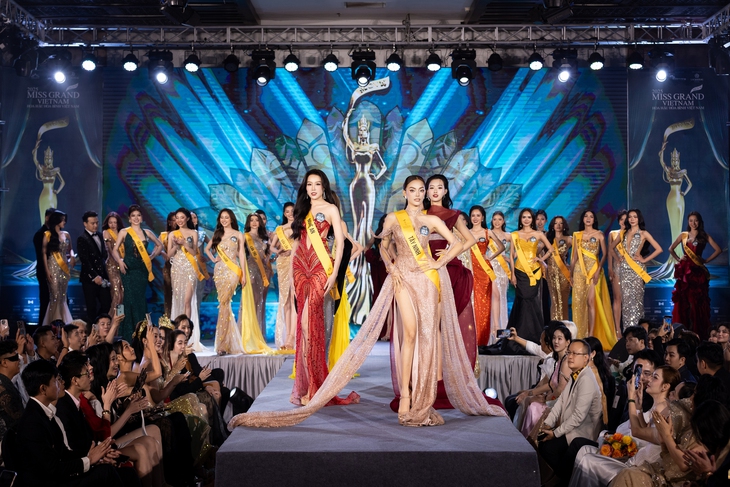 Phát ngôn xem thường phụ nữ tại Miss Grand Vietnam 2025 gây phẫn nộ - Ảnh 2. Miss Grand Vietnam - Ảnh 2.