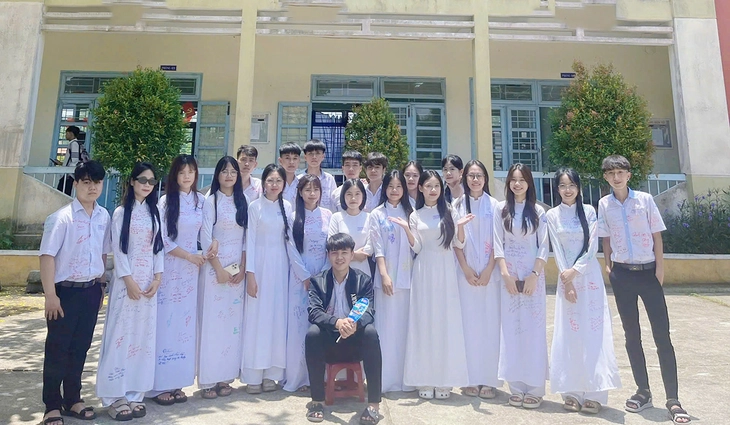Thí sinh đạt 27,34/30 điểm với 10 điểm địa lý xét tuyển (NV1) vào ĐH Duy Tân - Ảnh 2.