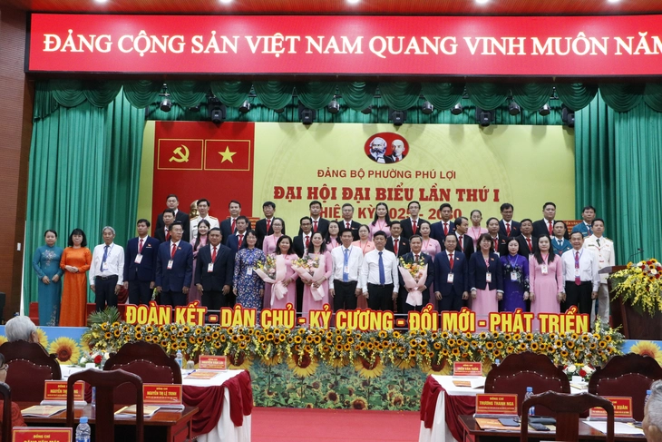Phó bí thư TP.HCM Võ Văn Minh: các phường cần quan tâm quy hoạch, mở rộng không gian phát triển - Ảnh 2. Phó bí thư TP.HCM Võ Văn Minh: Các phường cần quan tâm quy hoạch, mở rộng không gian phát triển - Ảnh 2.