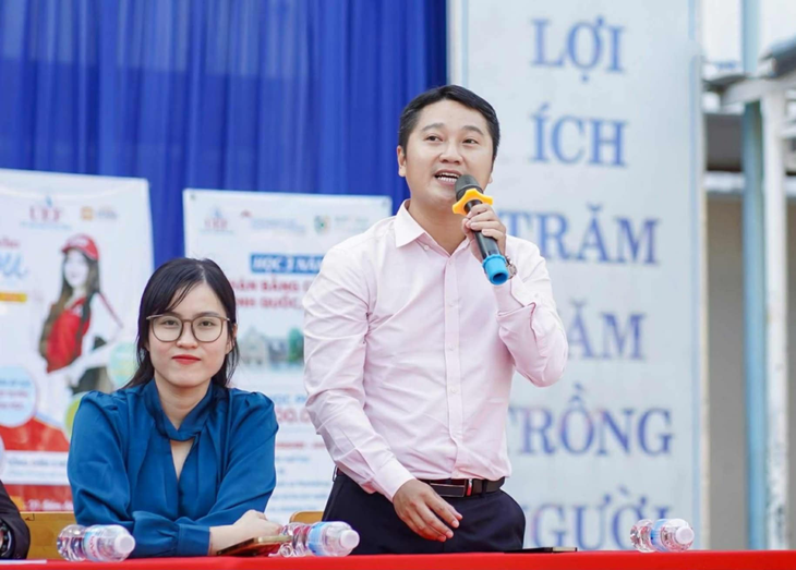 Tuổi Trẻ: 50 năm ấy biết bao nhiêu tình - Ảnh 5. báo tuổi trẻ - Ảnh 5.