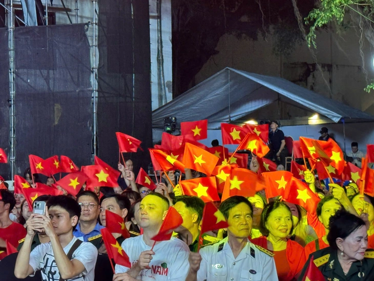 Hành trình nắm bắt thời cơ vàng đầy tự hào của dân tộc- Ảnh 2. Hành trình nắm bắt thời cơ vàng đầy tự hào của dân tộc- Ảnh 2.