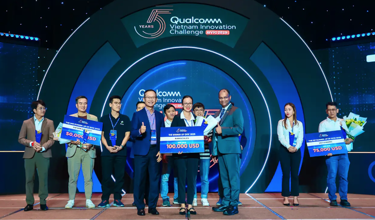 3 giải pháp AI đoạt giải cuộc thi Thử thách Đổi mới sáng tạo Qualcomm Việt Nam 2025 - Ảnh 1. 3 giải pháp AI đoạt giải cuộc thi Thử thách đổi mới sáng tạo Qualcomm Việt Nam 2025 - Ảnh 1.