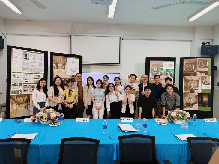 Trường đại học Công nghệ Sài Gòn: 30 năm đào tạo, hội nhập - Ảnh 2.
