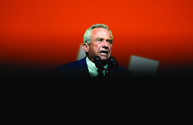 Robert F. Kennedy Jr: Vừa đúng đắn vừa vội vàng - Ảnh 1.