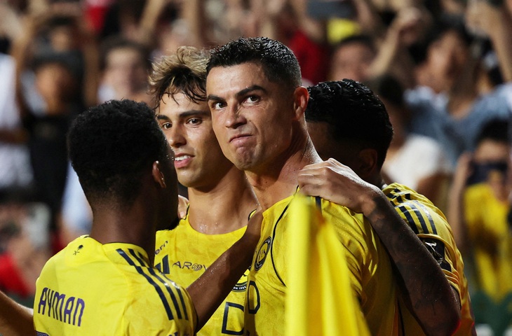 Ronaldo - Ảnh 1.
