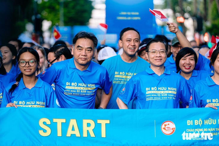 TP.HCM cam kết nỗ lực đưa ngoại giao Việt Nam vươn lên tầm cao mới - Ảnh 5. TP.HCM cam kết nỗ lực đưa ngoại giao Việt Nam vươn lên tầm cao mới - Ảnh 6.