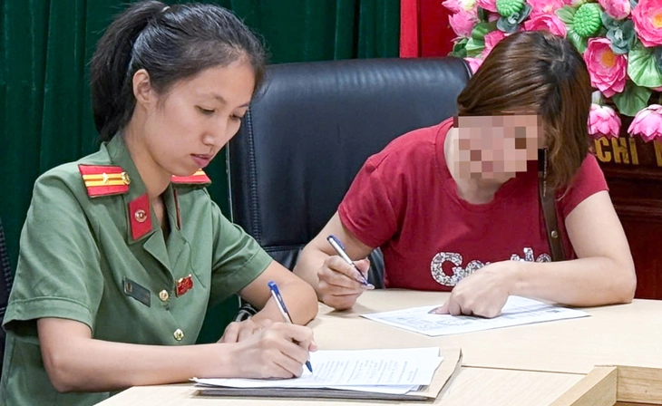 Xúc phạm lực lượng bảo vệ hợp luyện A80 trên Facebook, một phụ nữ bị triệu tập - Ảnh 1. Xúc phạm lực lượng bảo vệ hợp luyện A80 trên Facebook, một phụ nữ bị triệu tập - Ảnh 1.