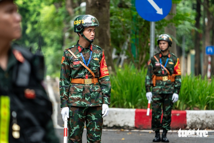 diễu binh - Ảnh 4.