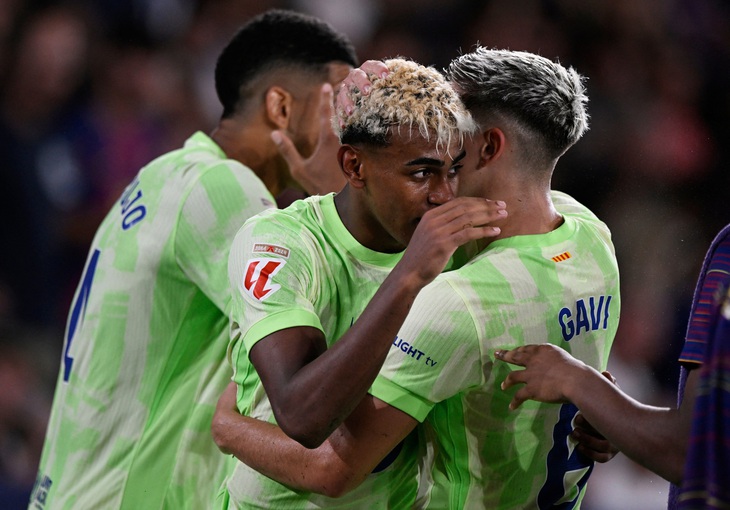 Yamal lại tỏa sáng giúp Barca lội ngược dòng ngoạn mục - Ảnh 1.