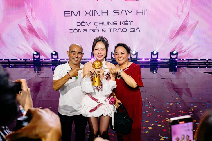 Em xinh say hi - Ảnh 2.