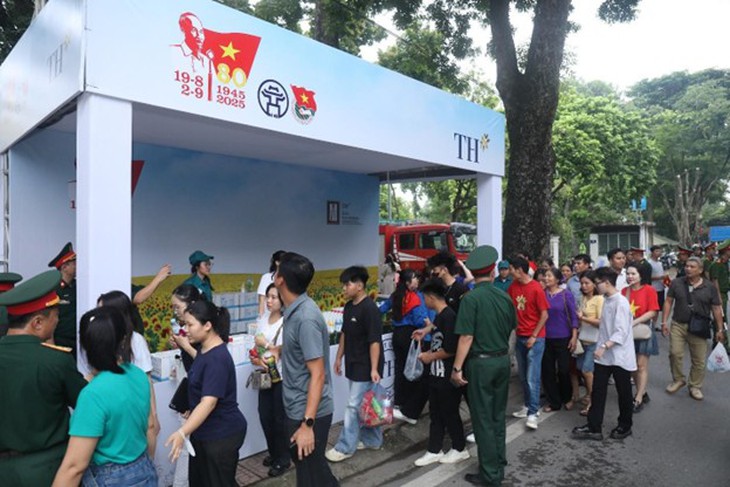 Sản phẩm TH tự hào tiếp sức các chiến sĩ và người dân tại đại lễ 2-9 - Ảnh 16.