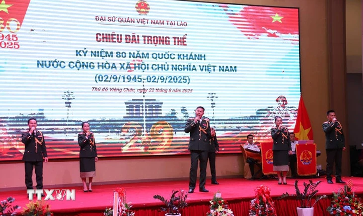 Phó chủ tịch nước Võ Thị Ánh Xuân dự kỷ niệm Quốc khánh Việt Nam tại Lào - Ảnh 2. Phó chủ tịch nước Võ Thị Ánh Xuân dự kỷ niệm Quốc khánh Việt Nam tại Lào - Ảnh 2.