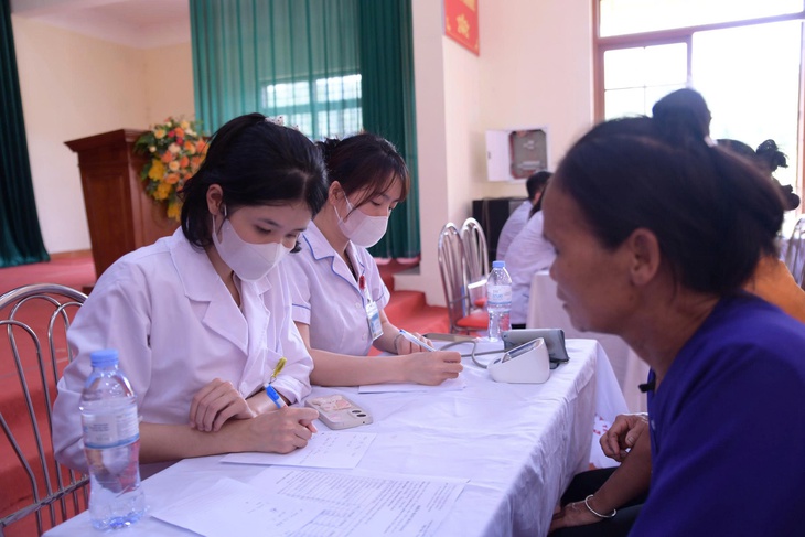 Công chức - Ảnh 4.