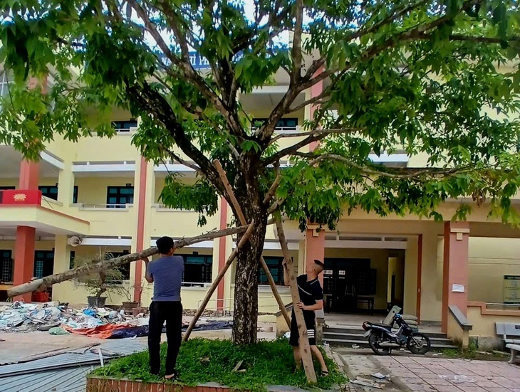 Quảng Trị cho học sinh nghỉ học từ ngày 25-8 để tránh bão số 5 - Ảnh 2.