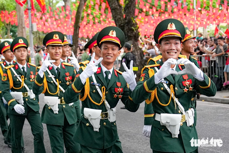 diễu binh - Ảnh 20.