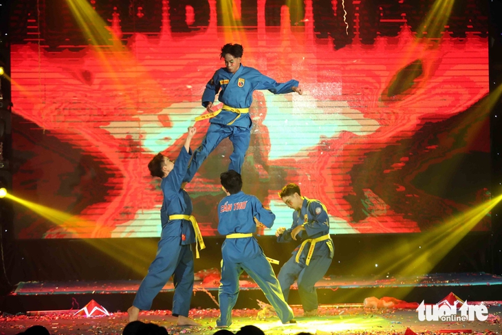 Chiêm ngưỡng tuyệt kỹ Vovinam 'se duyên' với âm nhạc - Ảnh 6.