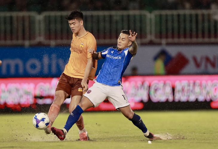 bóng đá TP.HCM - Ảnh 2.