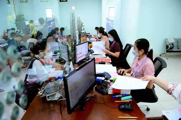 Bộ Y tế, Nội vụ, Công Thương bị 'điểm tên' vì chưa đáp ứng việc cắt giảm, đơn giản hóa thủ tục - Ảnh 1.