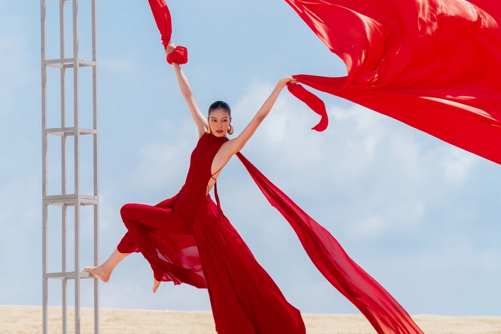 Vietnam’s Next Top Model loại người giỏi liên tục, khó chịu vô cùng! - Ảnh 9. Vietnam’s Next Top Model - Ảnh 9.