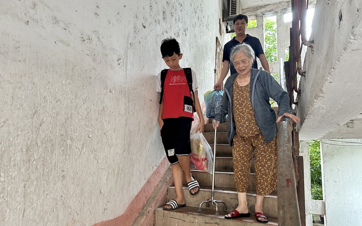 Gần 400 quân dân tại đảo Cồn Cỏ đã vào hầm trú ẩn tránh bão số 5 - Ảnh 2.