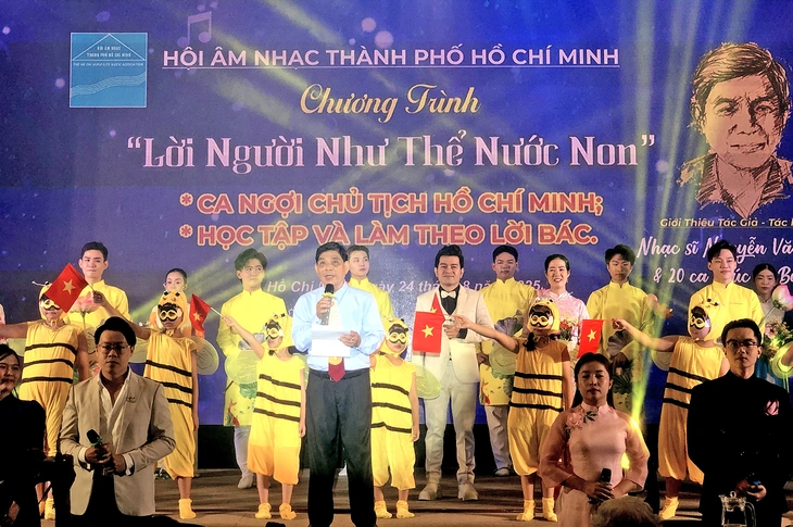 Học Bác tự phê bình, phê bình cùng nhạc sĩ Nguyễn Văn Sanh - Ảnh 1.