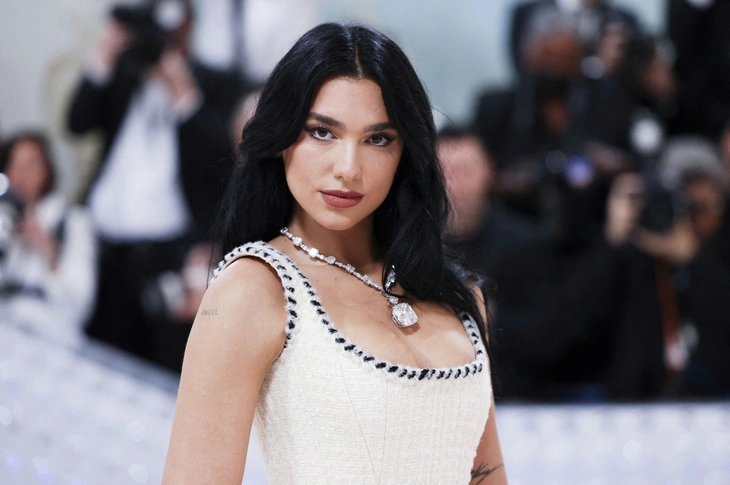 Dua Lipa - Ảnh 1.