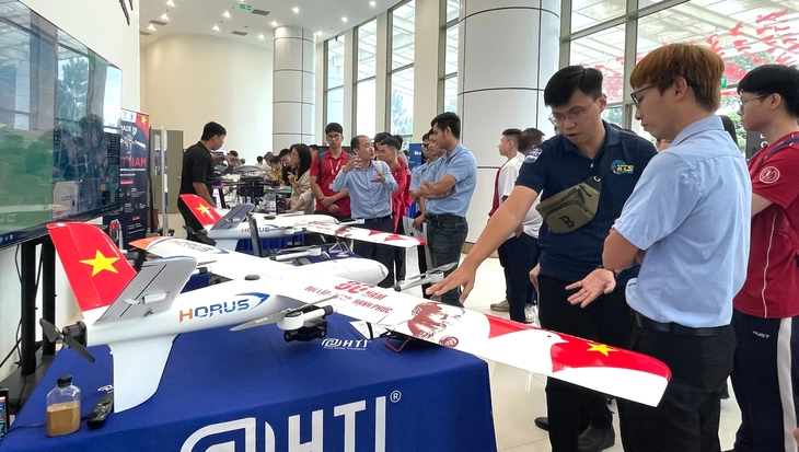 Thành lập 3 mạng lưới đổi mới sáng tạo công nghệ lượng tử, an ninh mạng, hàng không vũ trụ - Ảnh 2.