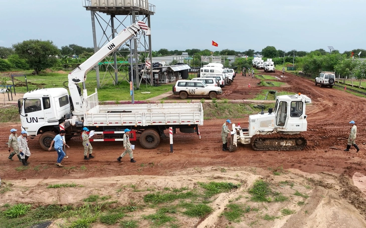 Diễn tập thực địa cho Đội công binh số 4 - Ảnh 4.