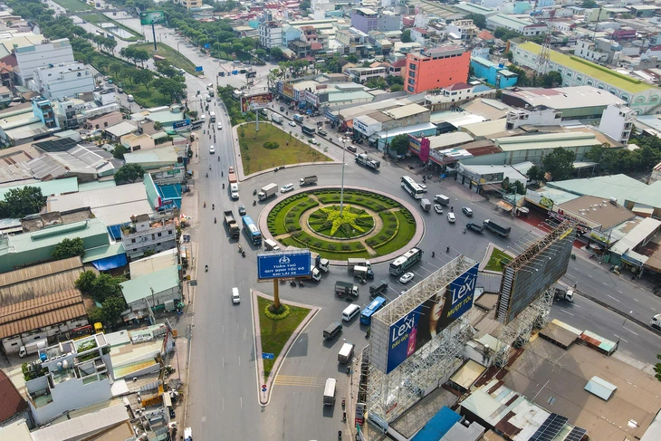  Thế Giới Di Động chi 200 tỉ mua trọn lô trái phiếu một công ty chứng khoán - Ảnh 4.