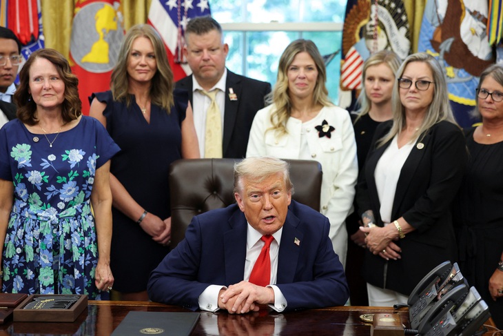 Ông Trump sa thải thống đốc Fed, siết chặt ảnh hưởng lên ngân hàng trung ương? - Ảnh 3.
