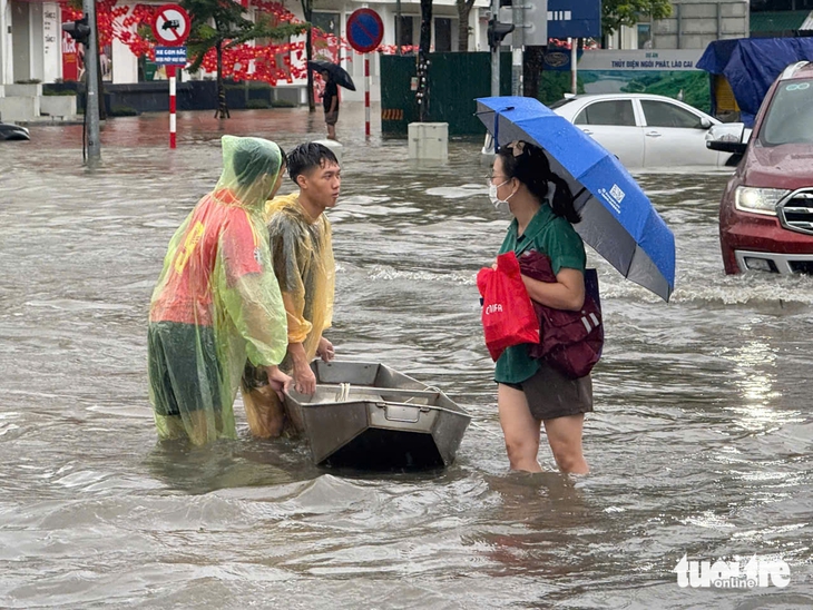 mưa lớn - Ảnh 7.