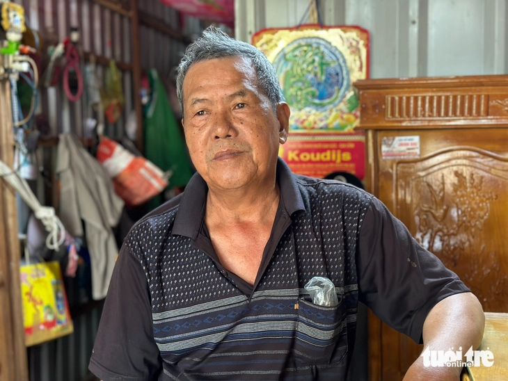 bán vé số - Ảnh 2.