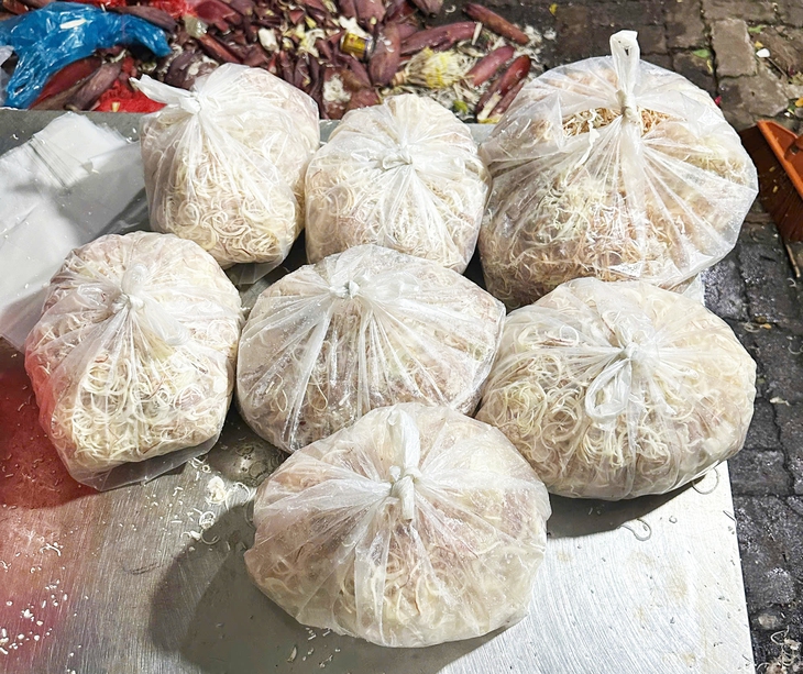 tẩy trắng - Ảnh 4.