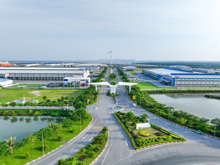 công nghiệp - Ảnh 1.