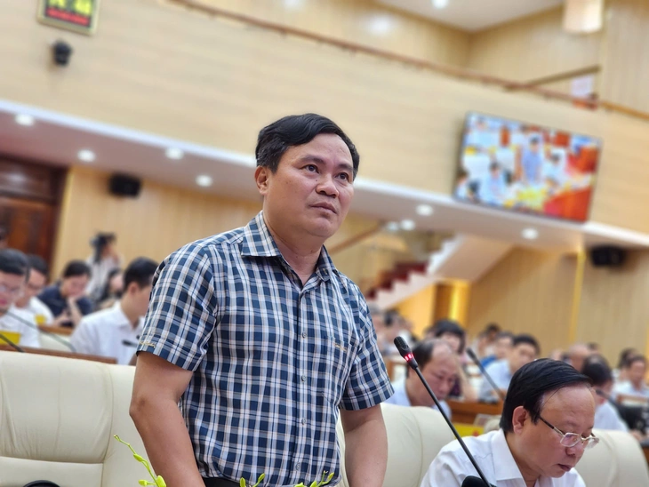 Đối thoại với doanh nghiệp, chủ tịch Quảng Ngãi nói 'chậm trao đổi dẫn đến vướng mắc' - Ảnh 4.