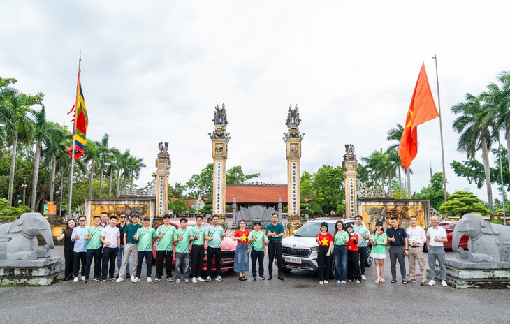 Đoàn xe Skoda 'vượt bão' tới Hà Nội, kết thúc gần 2.500km từ Độc Lập tới Thống Nhất với nhiều cung bậc cảm xúc- Ảnh 7. Skoda - Ảnh 8.