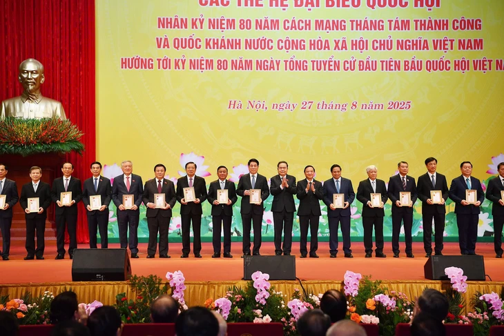 Tổng Bí thư - Ảnh 4.
