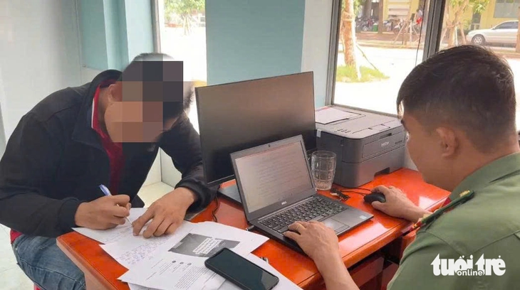 Làm việc với nam thanh niên đăng video trên TikTok xúc phạm chính quyền và công an - Ảnh 1.