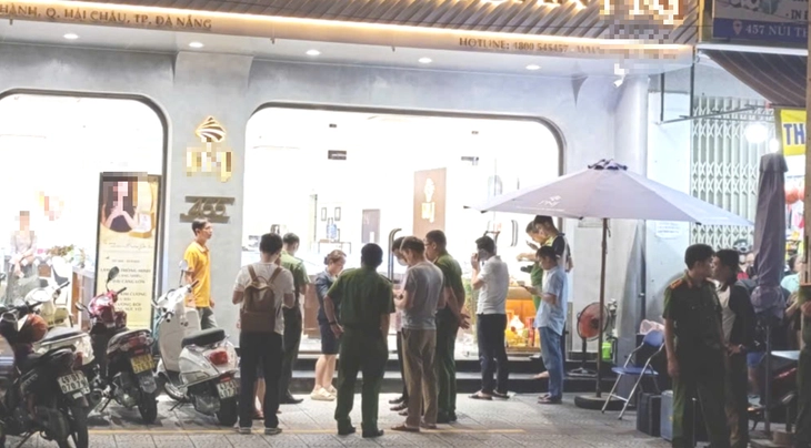 cướp tiệm vàng - Ảnh 4.