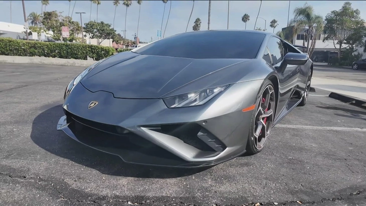 Lamborghini - Ảnh 1.
