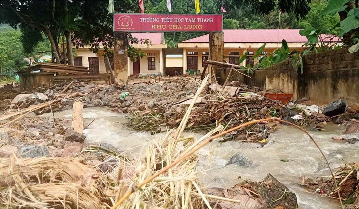 Xã biên giới Tam Thanh ở Thanh Hóa bị cô lập nhiều ngày - Ảnh 1.