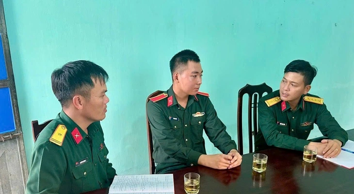 Bố mất, chiến sĩ tham gia diễu binh mừng Quốc khánh nén đau hoàn thành nhiệm vụ - Ảnh 2.