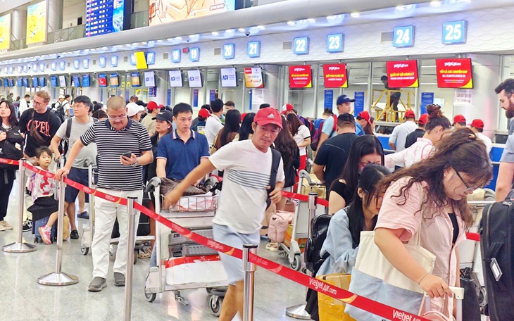 Hơn 1,8 triệu khách đi lại qua sân bay dịp Quốc khánh - Ảnh 3.