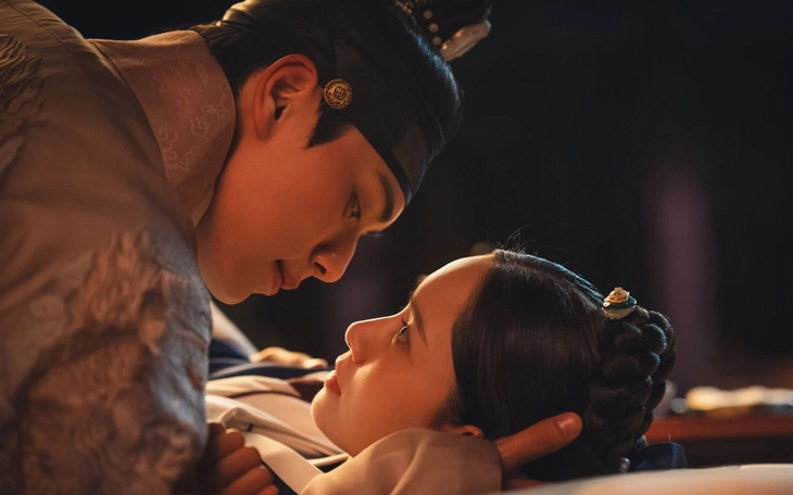Lee Chae Min thành hiện tượng nhờ cú bùng nổ của Ngự trù bạo chúa - Ảnh 3.
