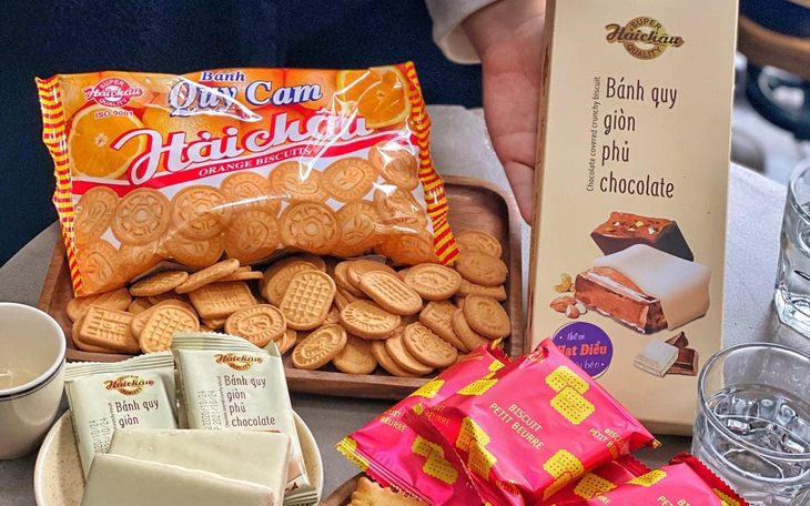 Tập đoàn của tỉ phú Nguyễn Duy Hưng bán lại Bibica cho doanh nghiệp Indonesia - Ảnh 1.