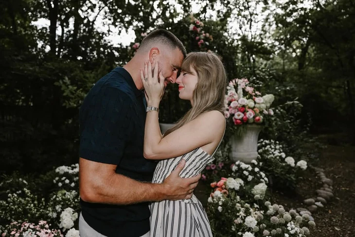 Taylor Swift - Ảnh 1.