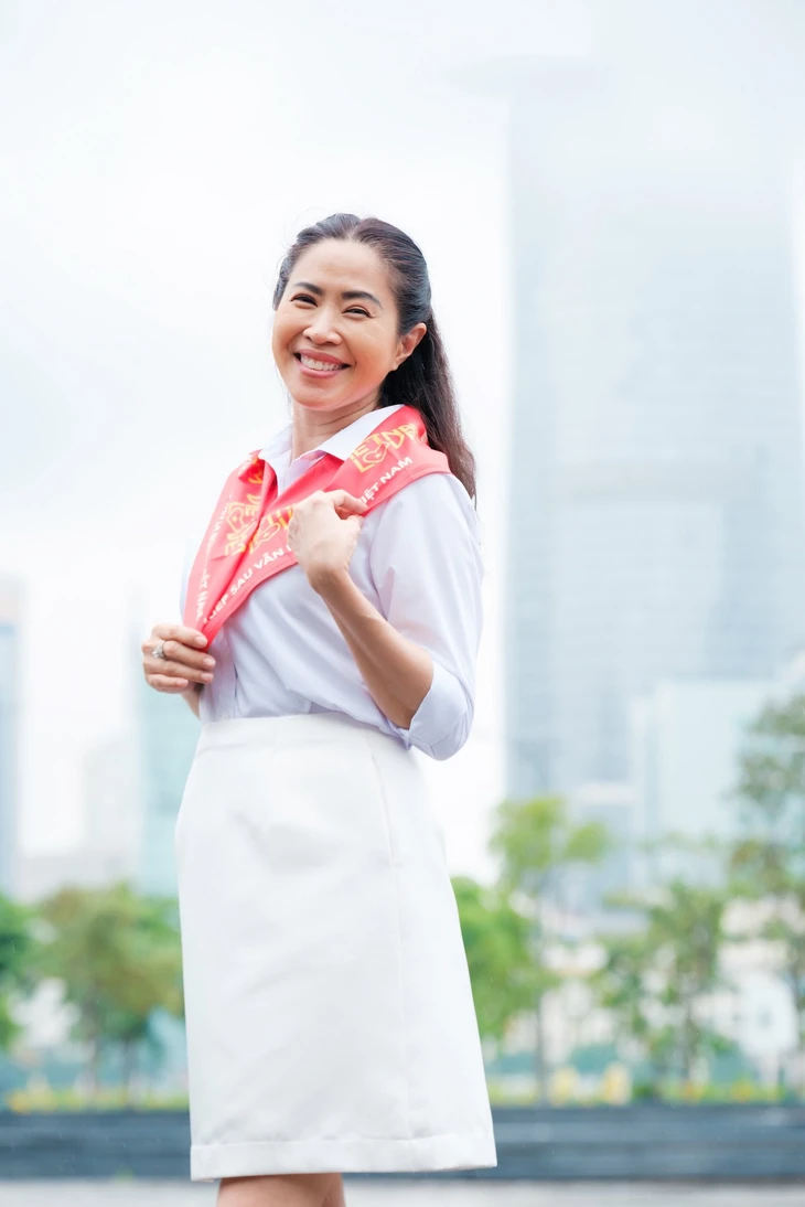 Hơn 80 nghệ sĩ hát Kiếp sau vẫn là người Việt Nam mừng Quốc khánh 2-9 - Ảnh 4. Kiếp sau vẫn là người Việt Nam - Ảnh 4.